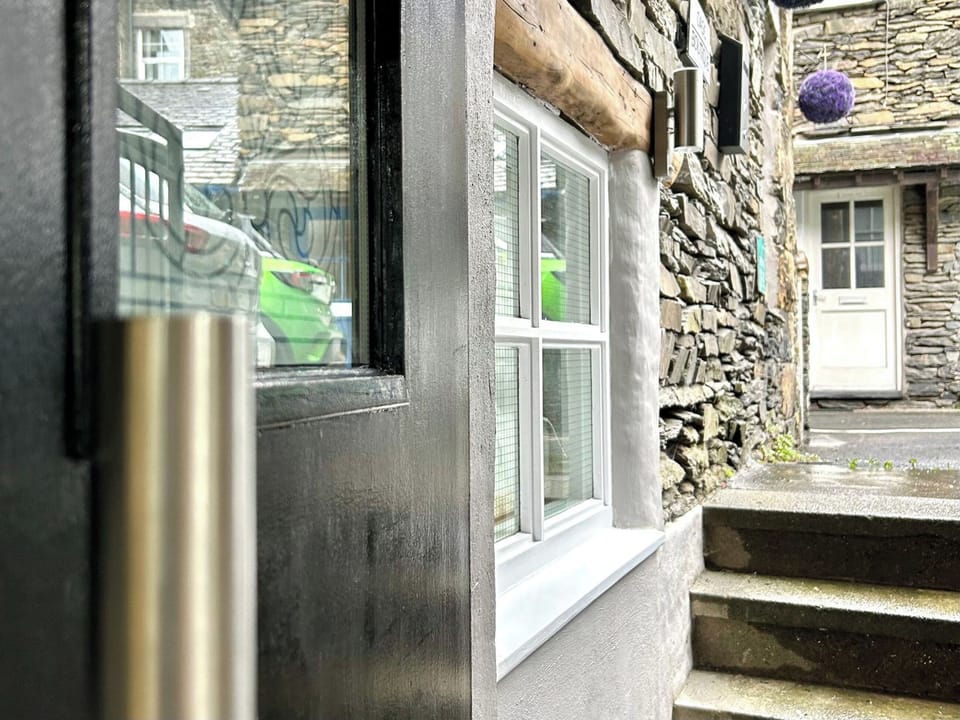 Exterior | Oasis Boutique, Bowness-on-Windermere