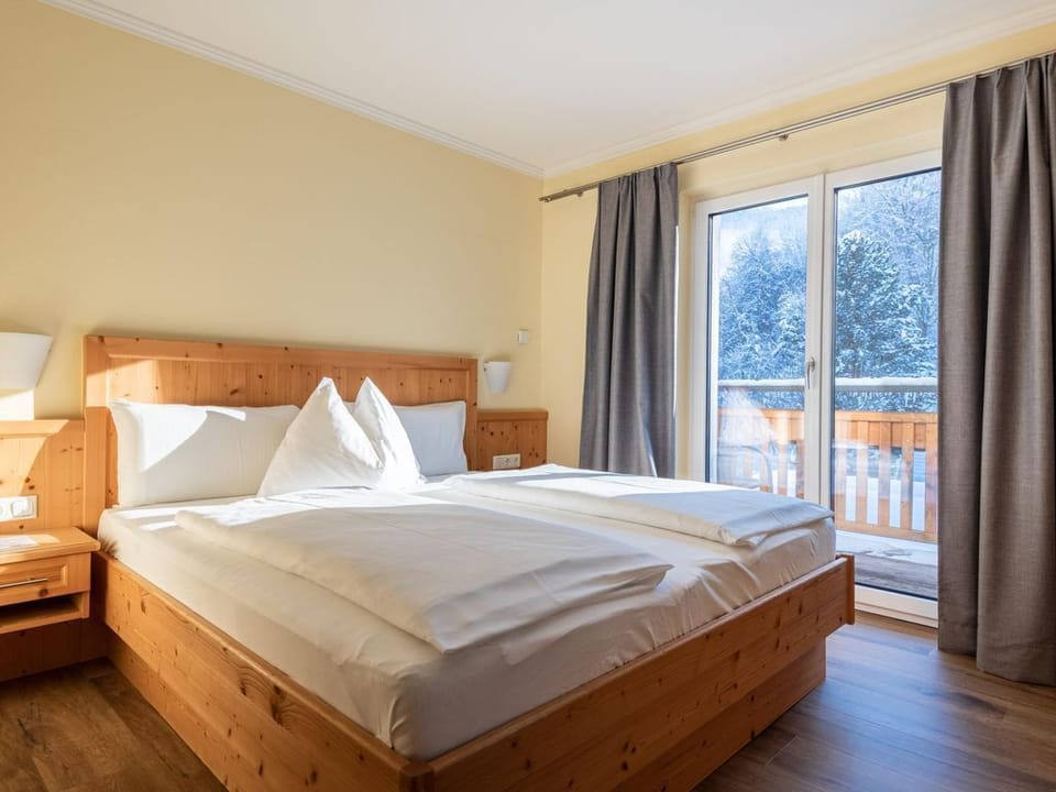 Small single room - Das Martell, Hotel-Pension Bed and Breakfast in Salzburgerland