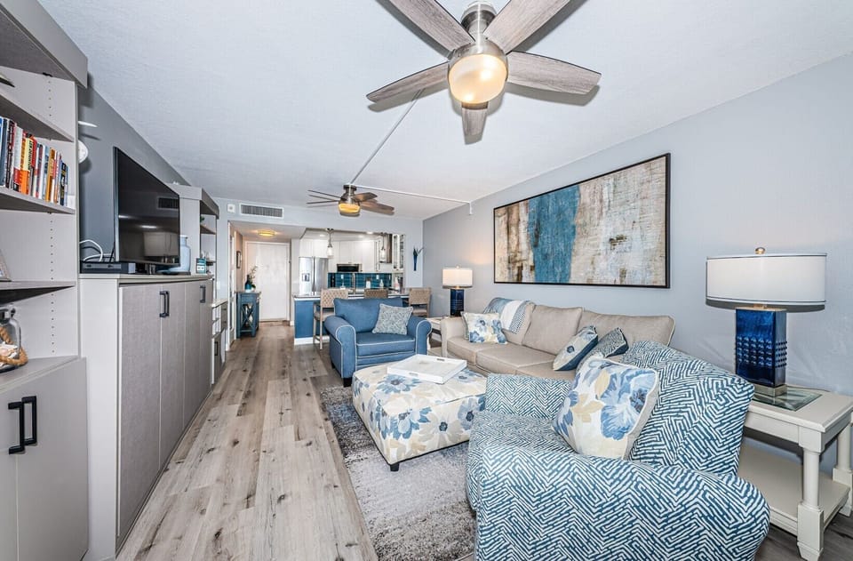 22-web-or-mls-Living Room 2-3
