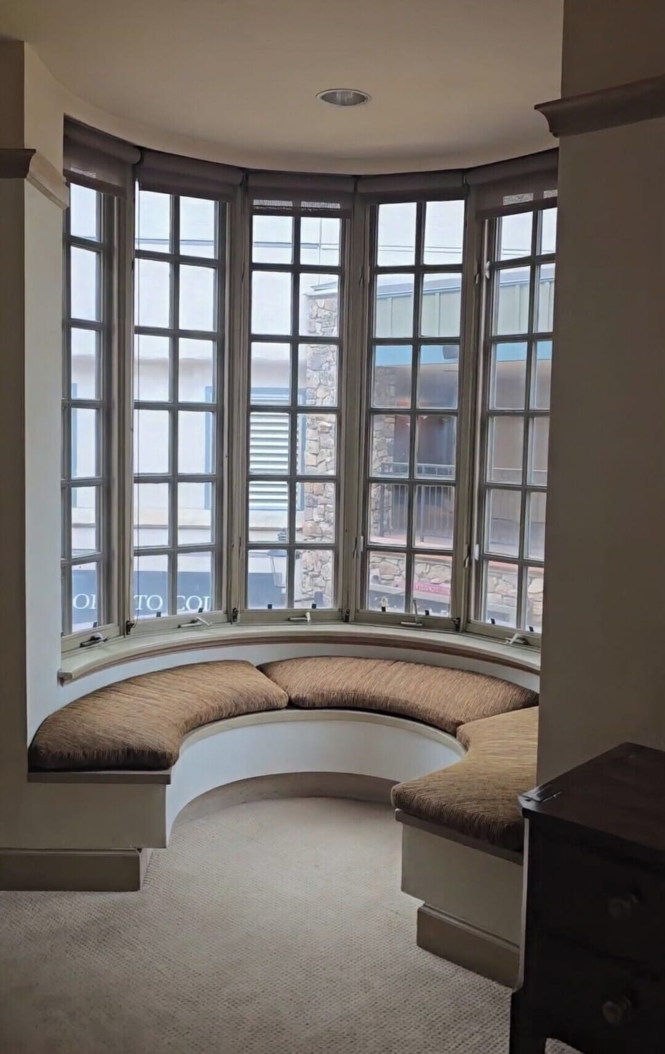 Sitting area