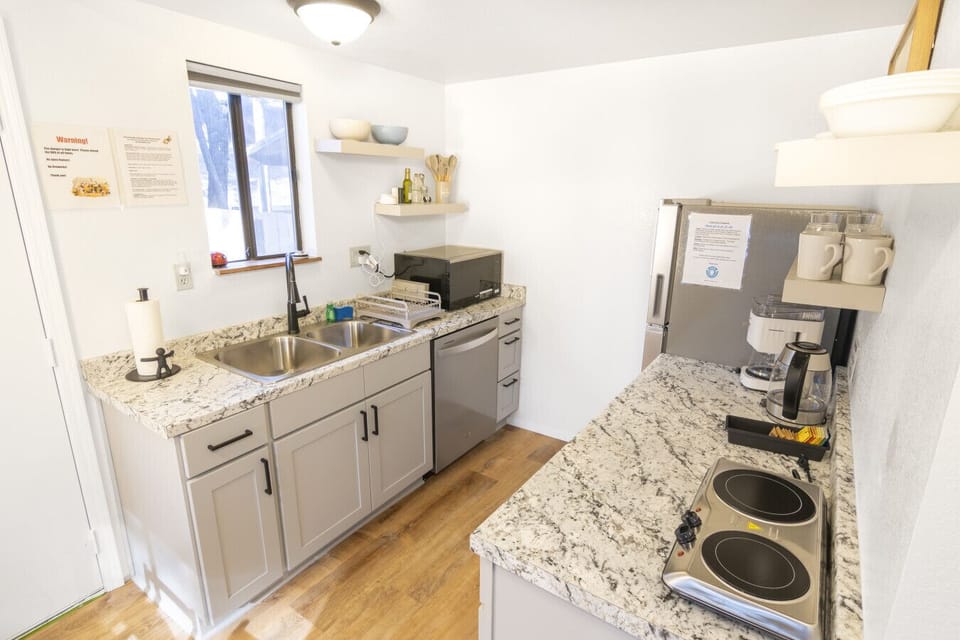 Kitchenette