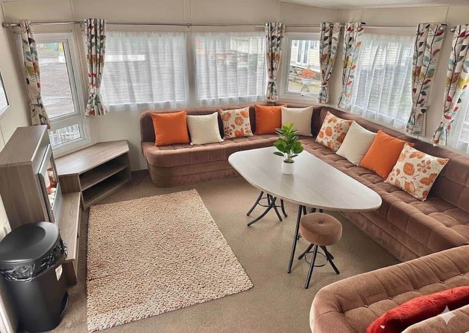 WhatsApp Image 2026-02-08 at 21.29