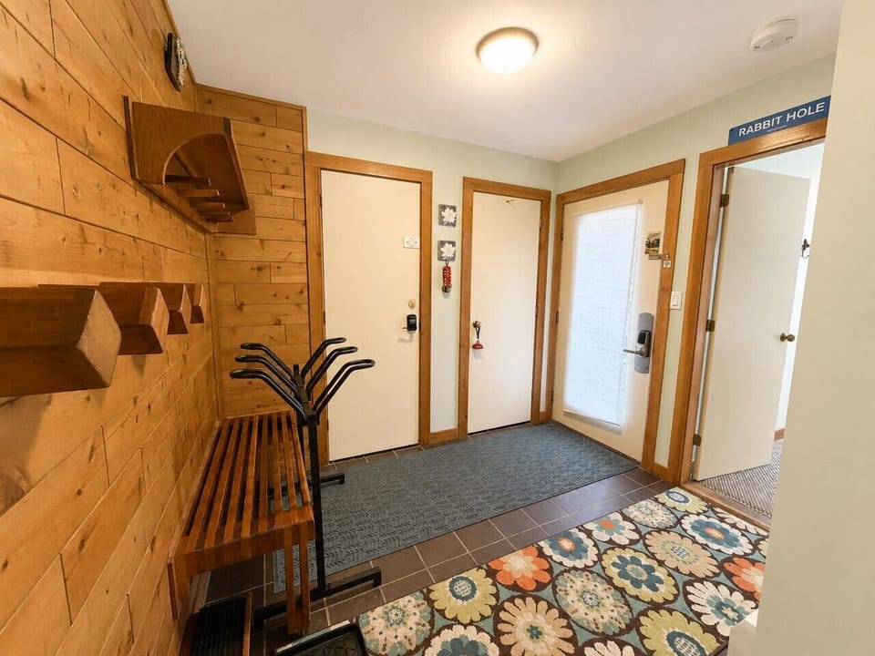 Private keypad entry makes arrival straightforward, flexible, and stress-free.