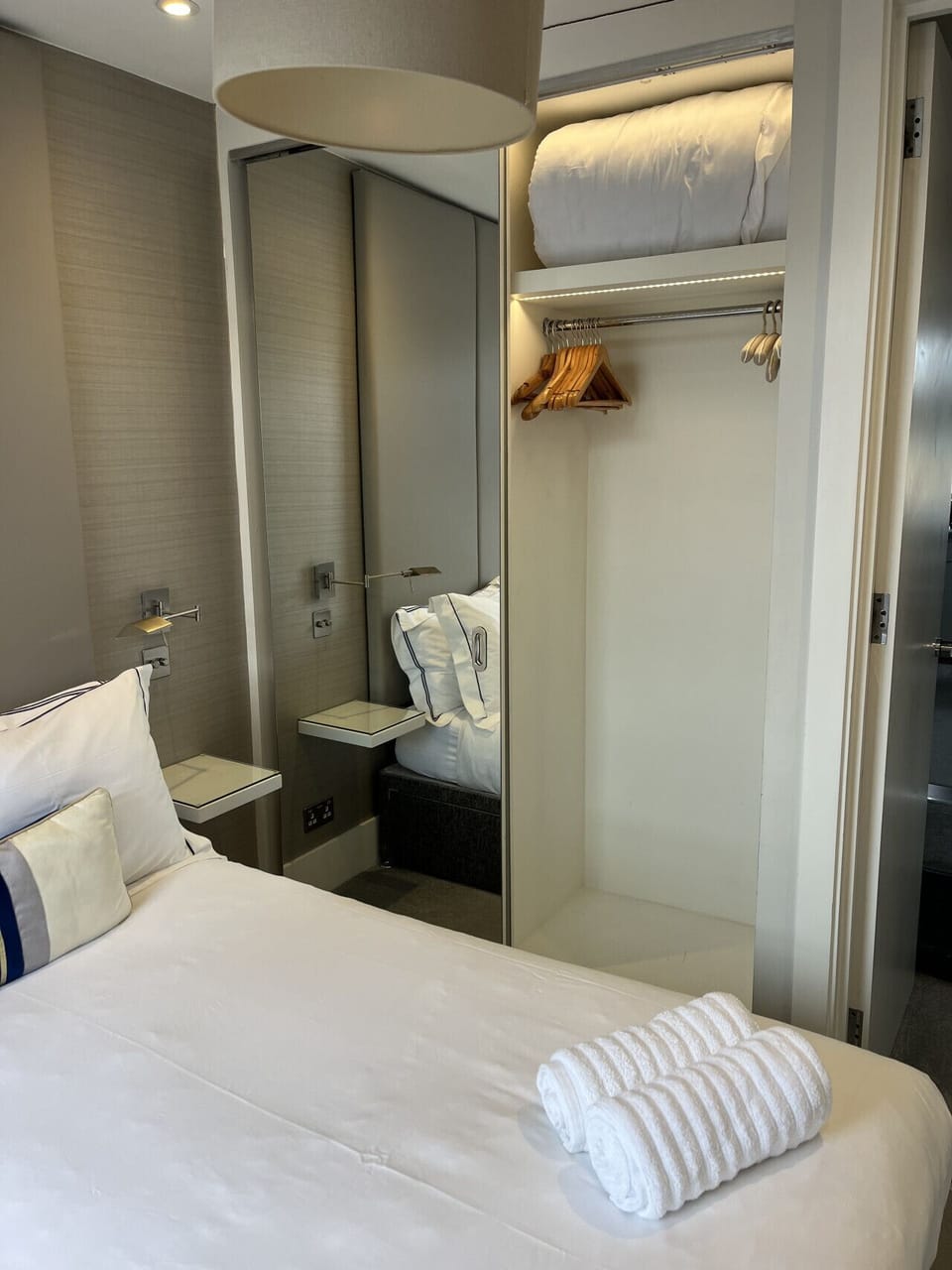 Double bedroom storage