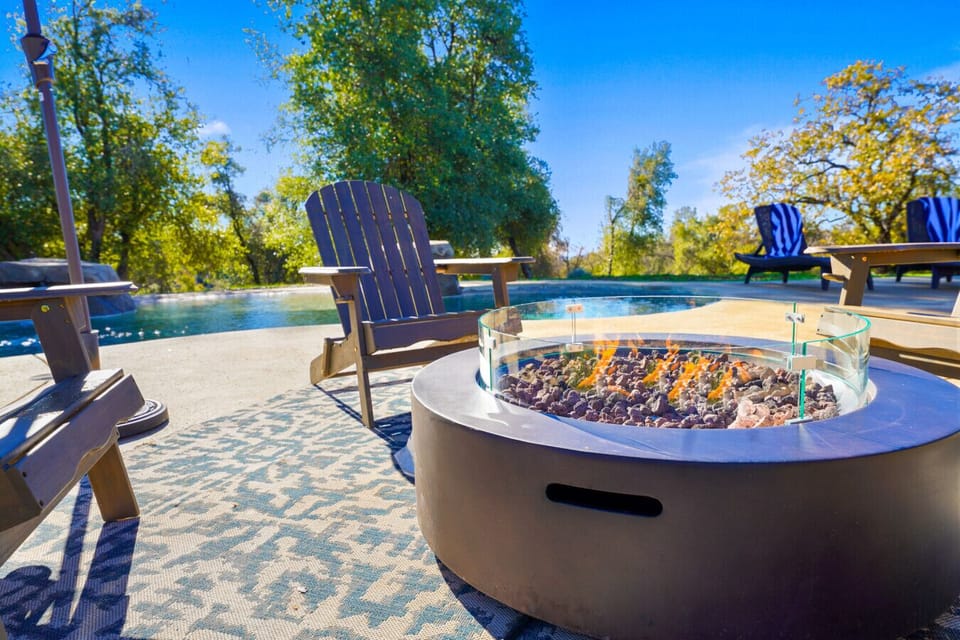 Unwind by the firepit after a long day exploring nearby Yosemite.