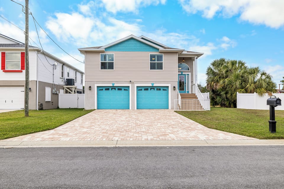 Welcome to the Blue Marlin- As seen on HGTV!
