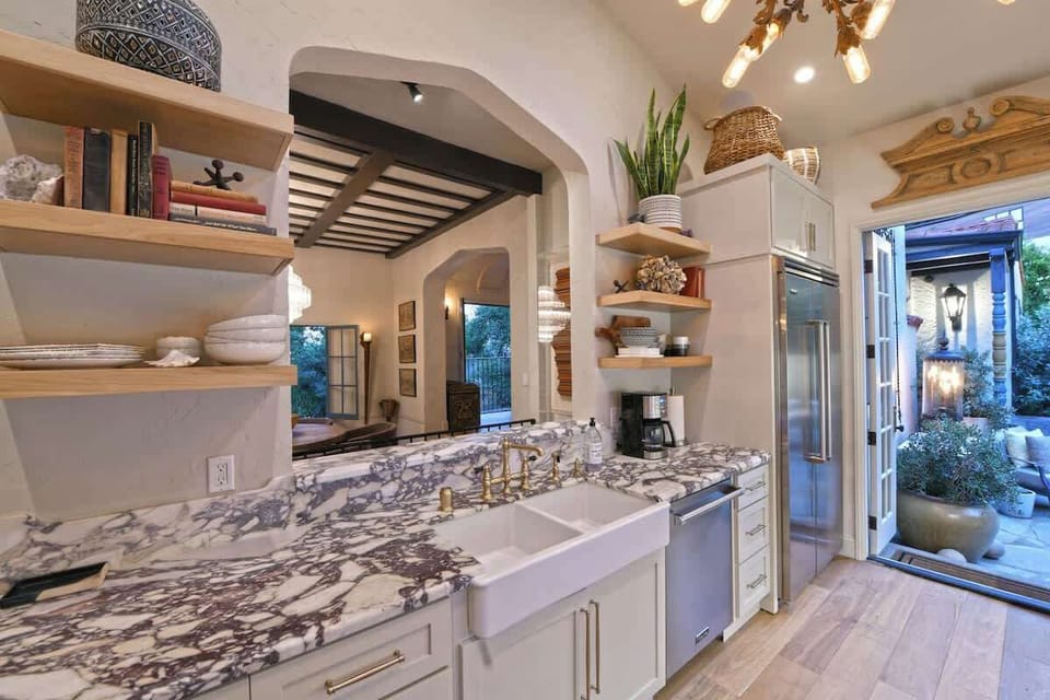 Kitchen area
