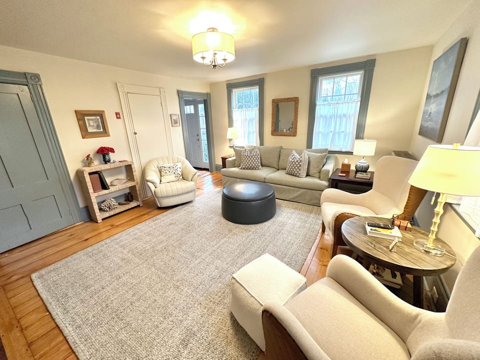 Spacious living room with plenty of seating