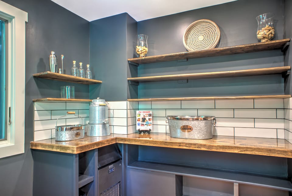 Wet Bar | Mountain Haven