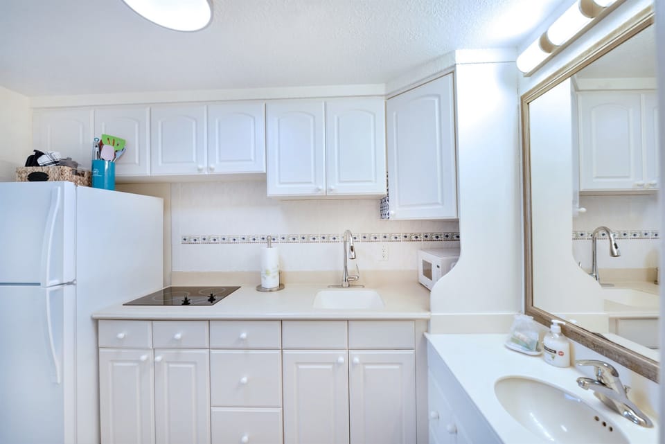 Compact kitchen space for beach trip convenience