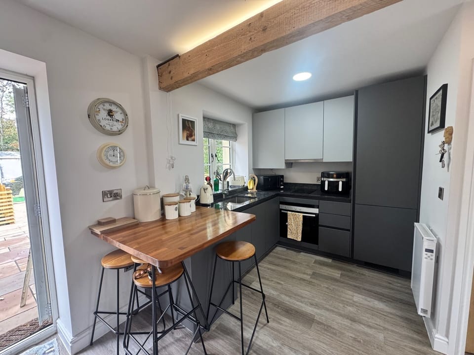Sea Breeze - open plan kitchen