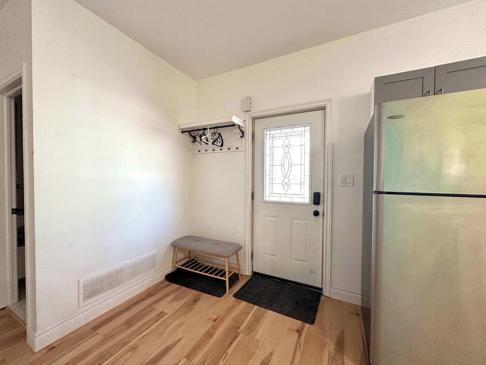 Entry way