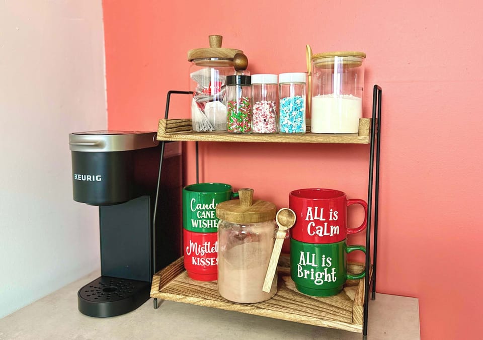 Coffee & Snack Bar