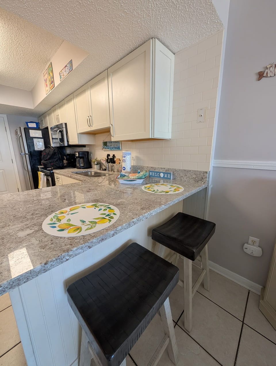 Kitchen/Bar