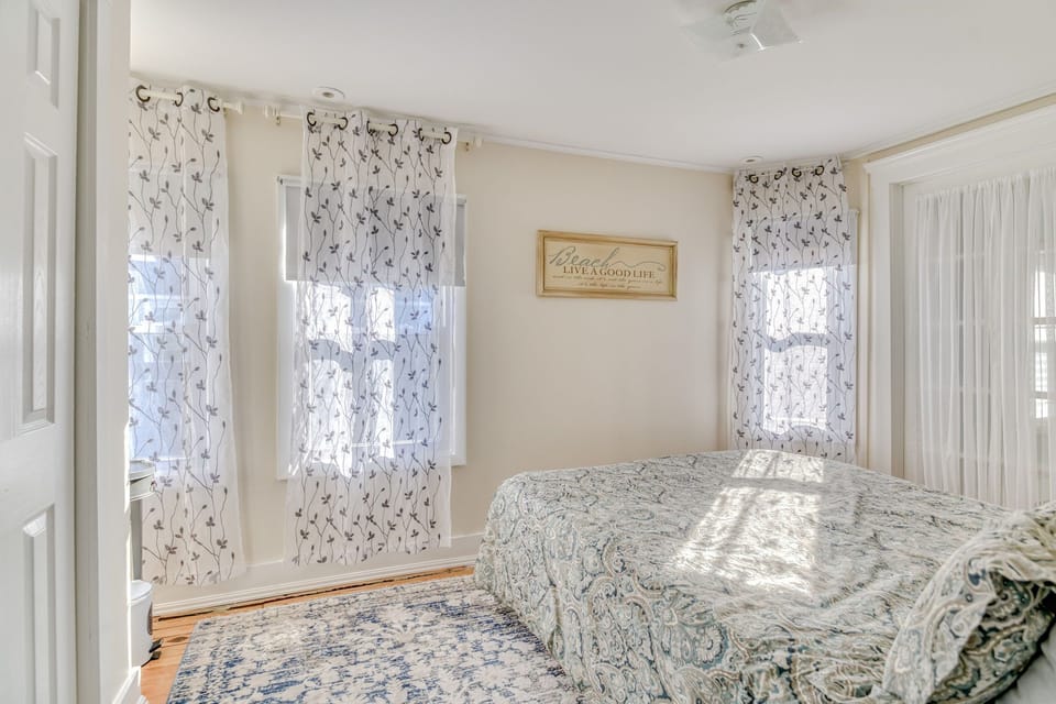 Sunny Queen Bedroom