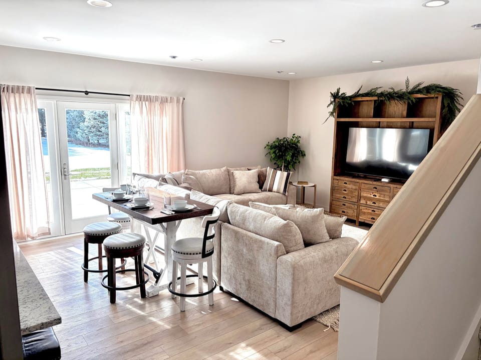 Large comfortable living area to relax