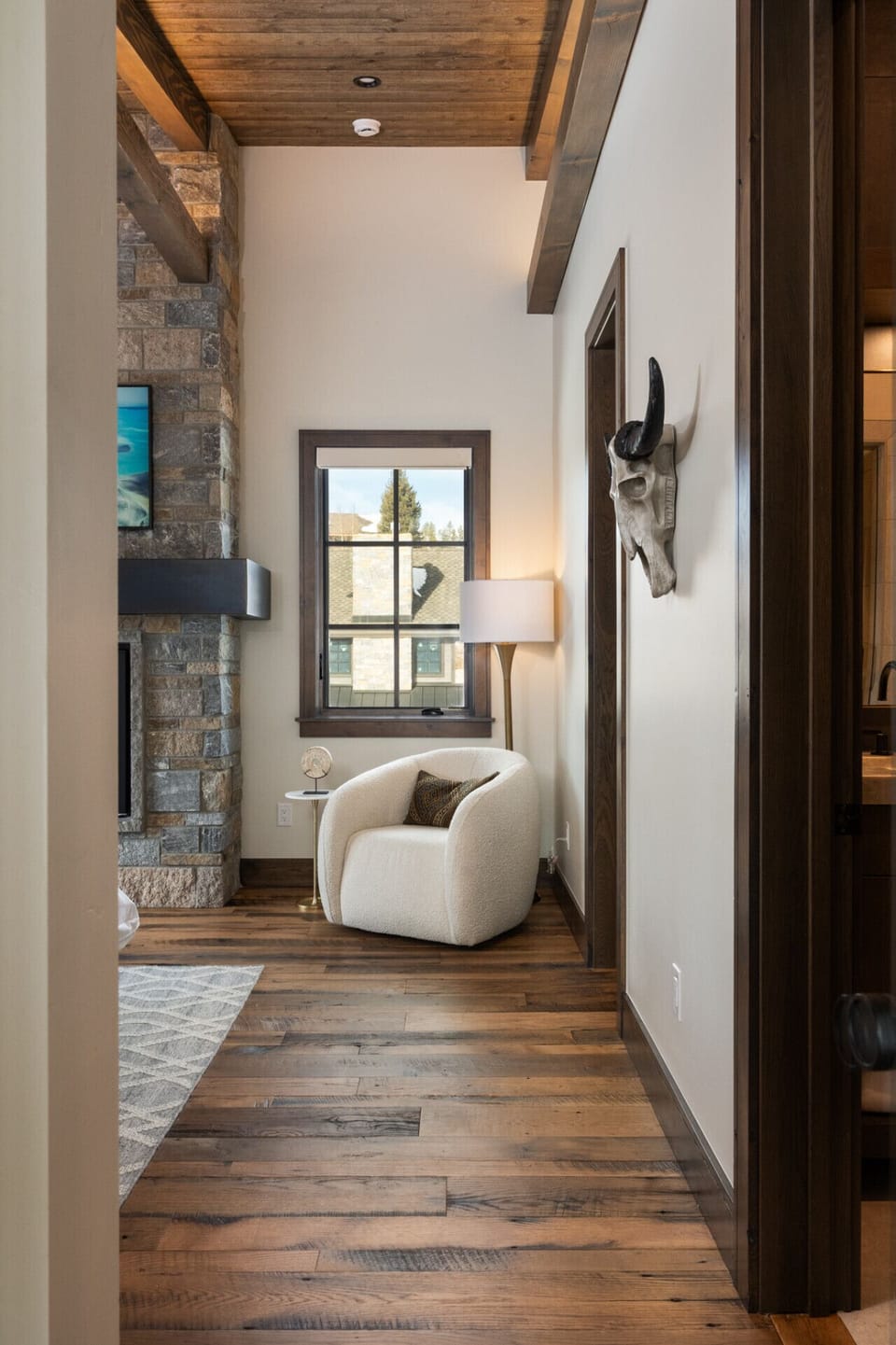 Quiet sitting area perfect for relaxing by the fireplace