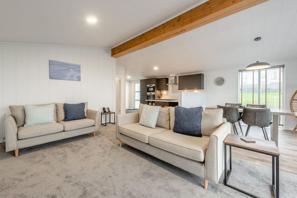 Sonnet 3 Spa (Pet) (Roof Terrace)