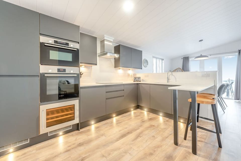 Sonnet 3 Spa (Pet) (Roof Terrace)