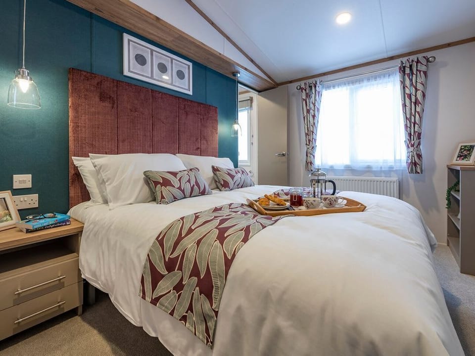 Redwood Waterside Spa