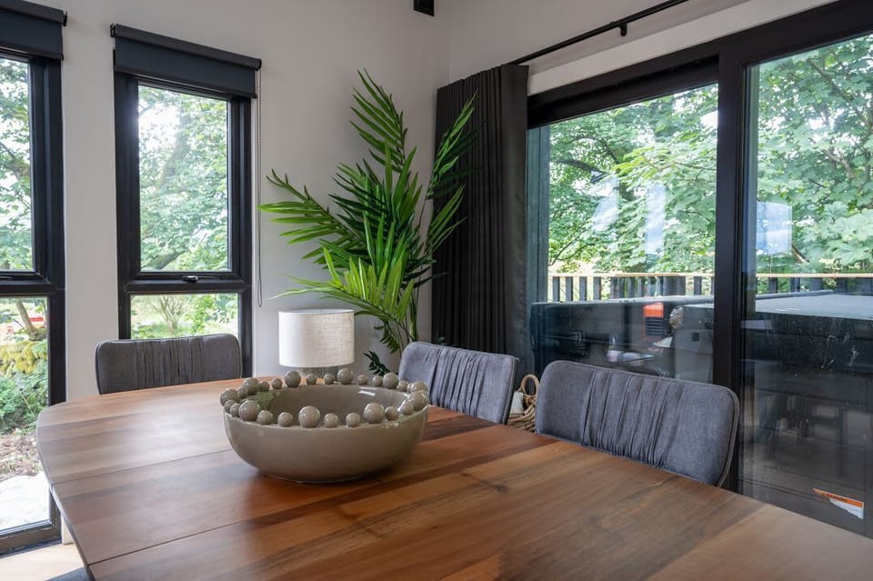 Cabin 2.0 Luxe (Pet)