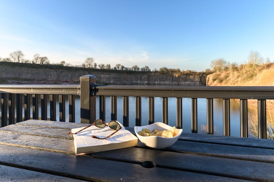 Pods by the Lake (Pet)