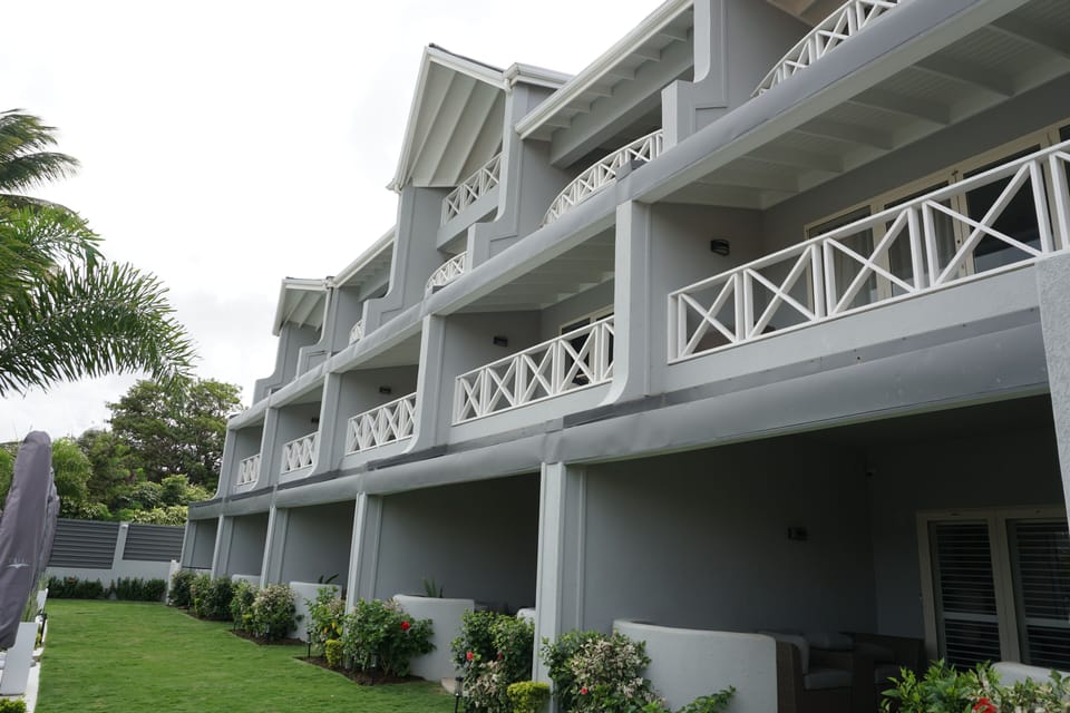 Back of the Villas, facing over the water and pool deck.