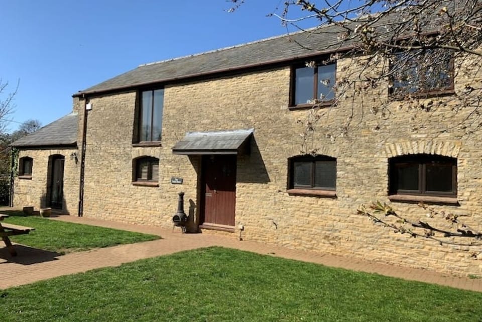 Barn frontage