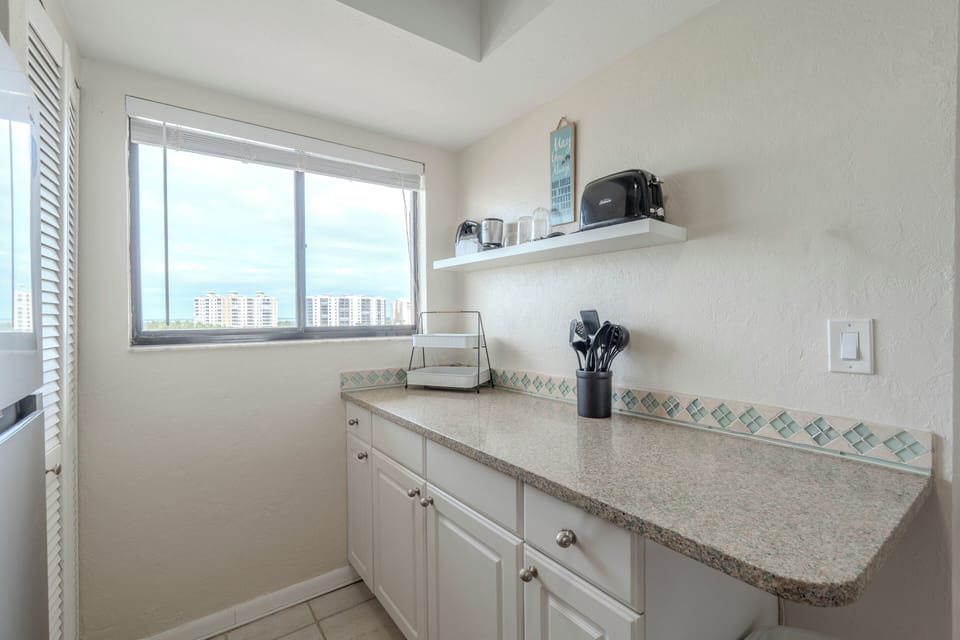 Tons of Counter Space!
