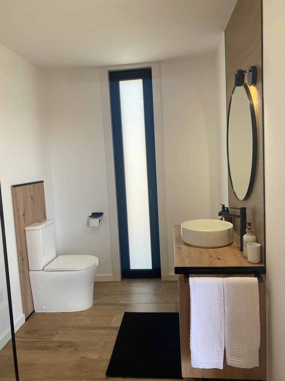 WC T1
