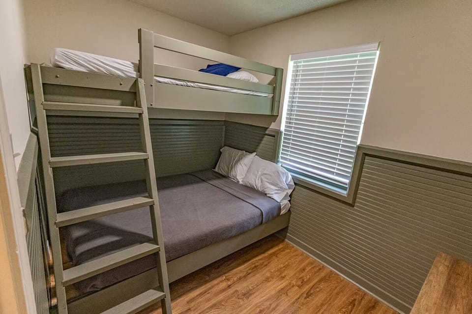 Bedroom. Interior and views may vary based on location and availability.