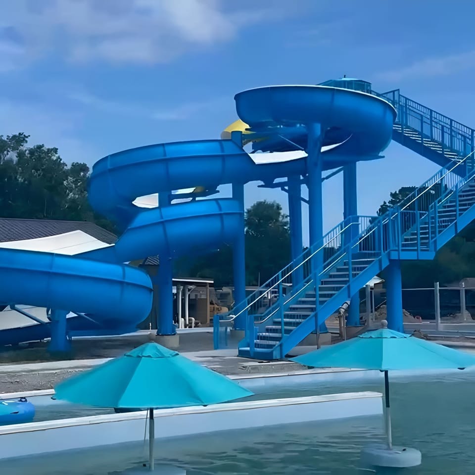 Seasonal Pool