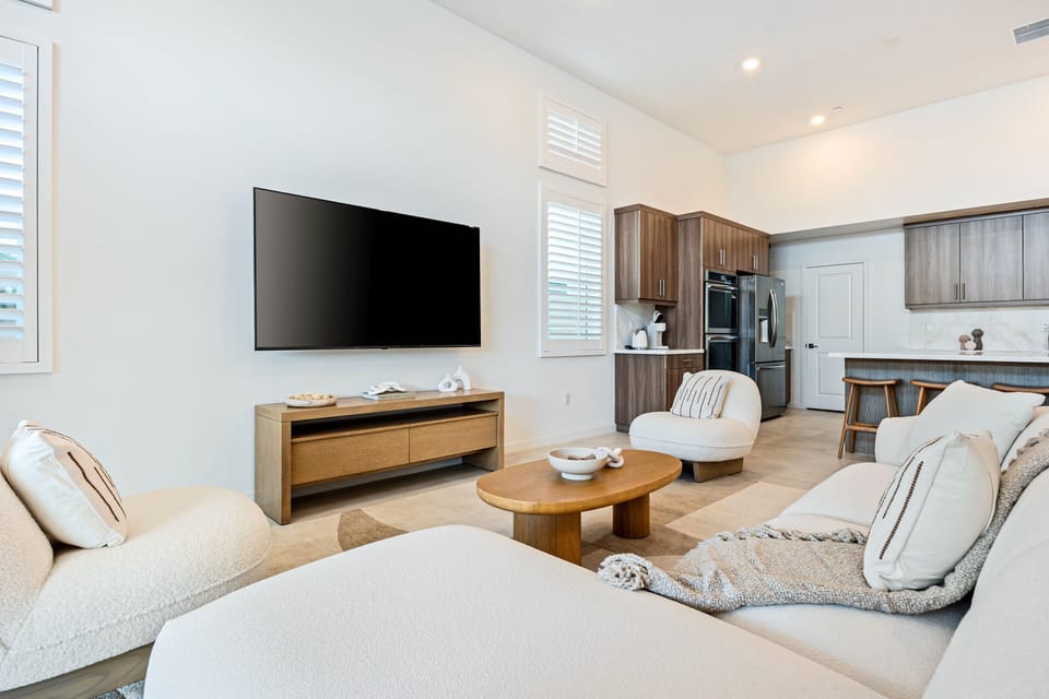 Kick back and stream your favorites in this bright open space.