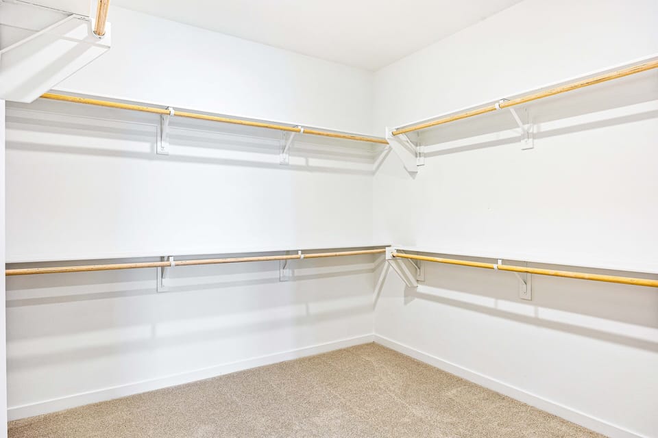 Plenty space for yout o get ready!