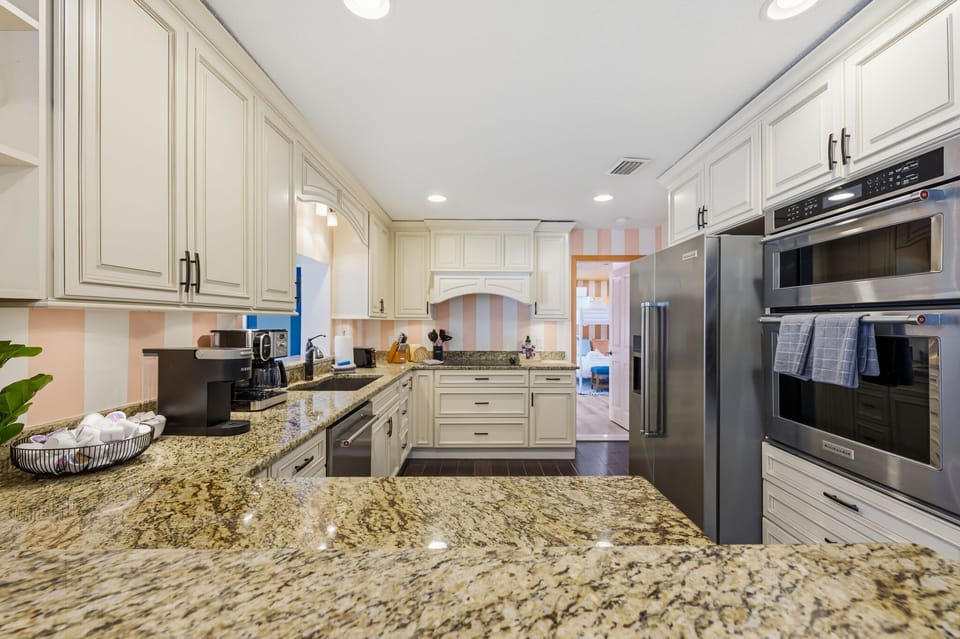 From pancake breakfasts to sunset cocktails, our kitchen has everything you need to cook, laugh, and savor the moment.
