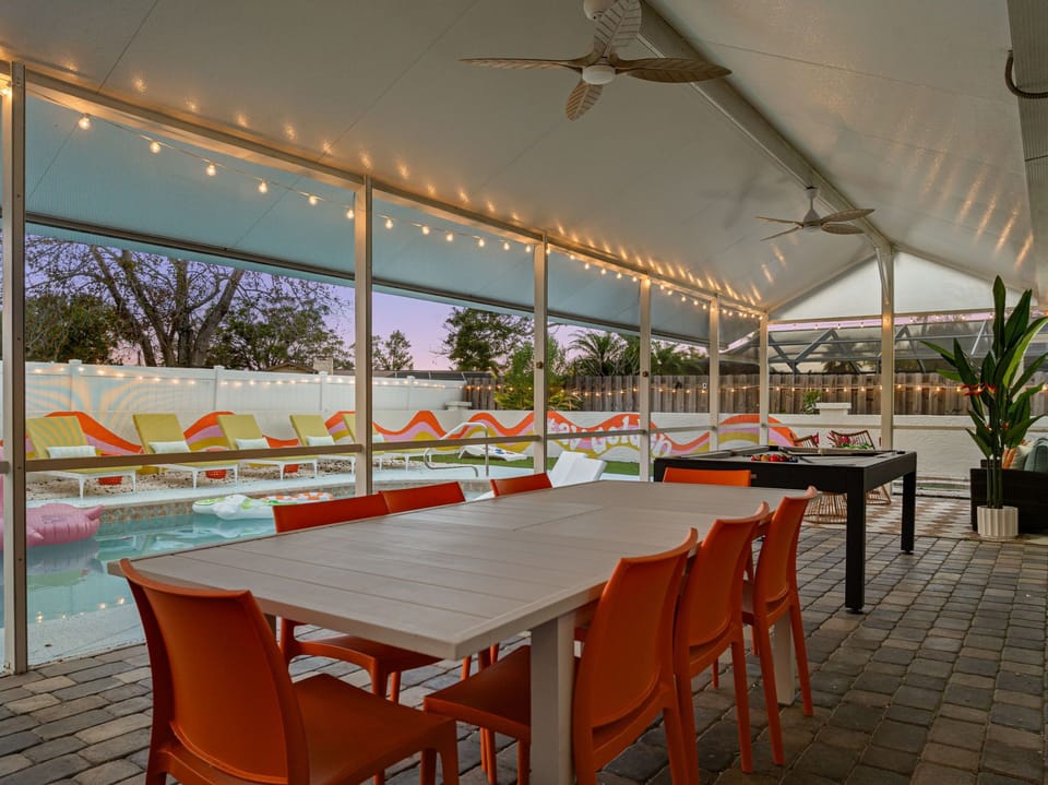 Outdoor dining