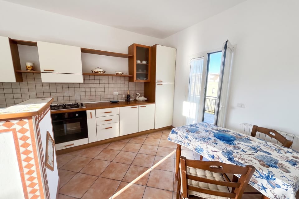 Kitchen and dining area