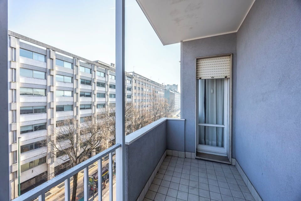 Balcony / Terrace / Patio
