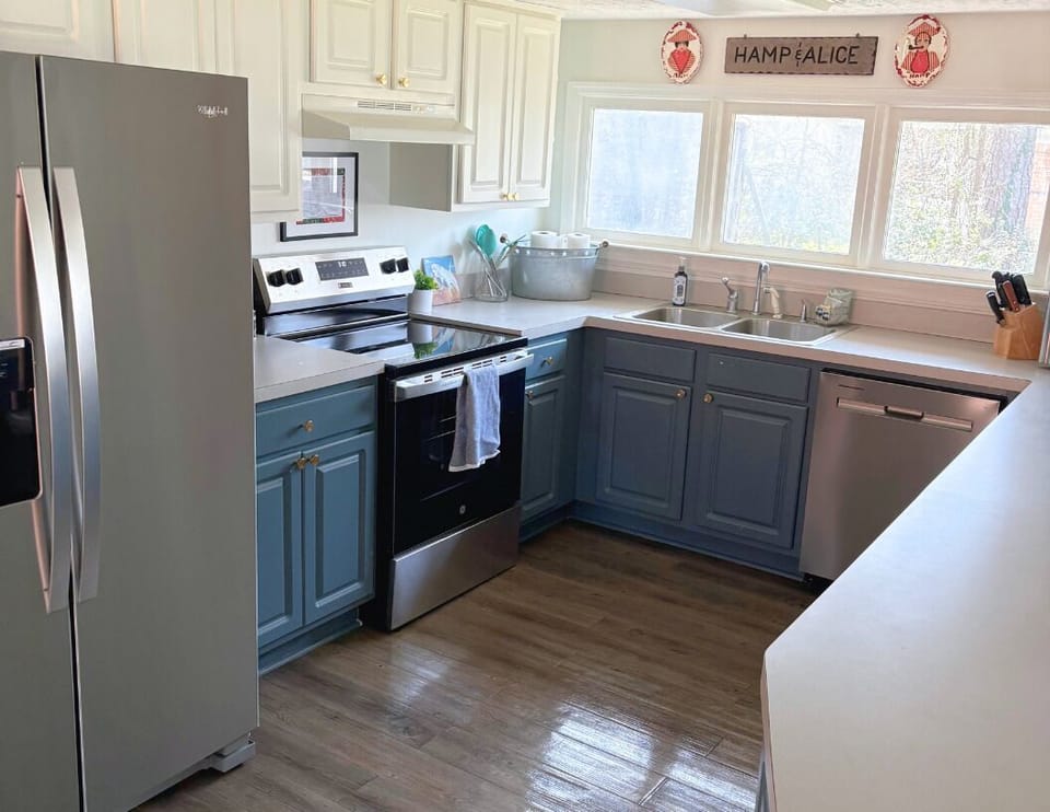 The kitchen is fully-equipped for everything you need to prepare a wonderful meal.  