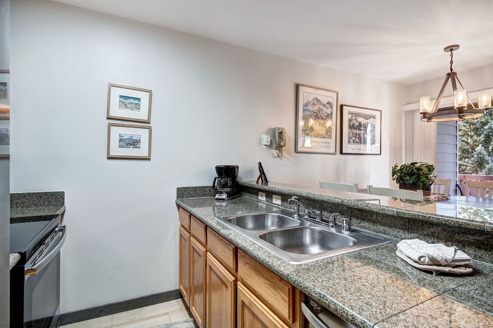 Indoors, Sink, Sink Faucet, Art, Painting
