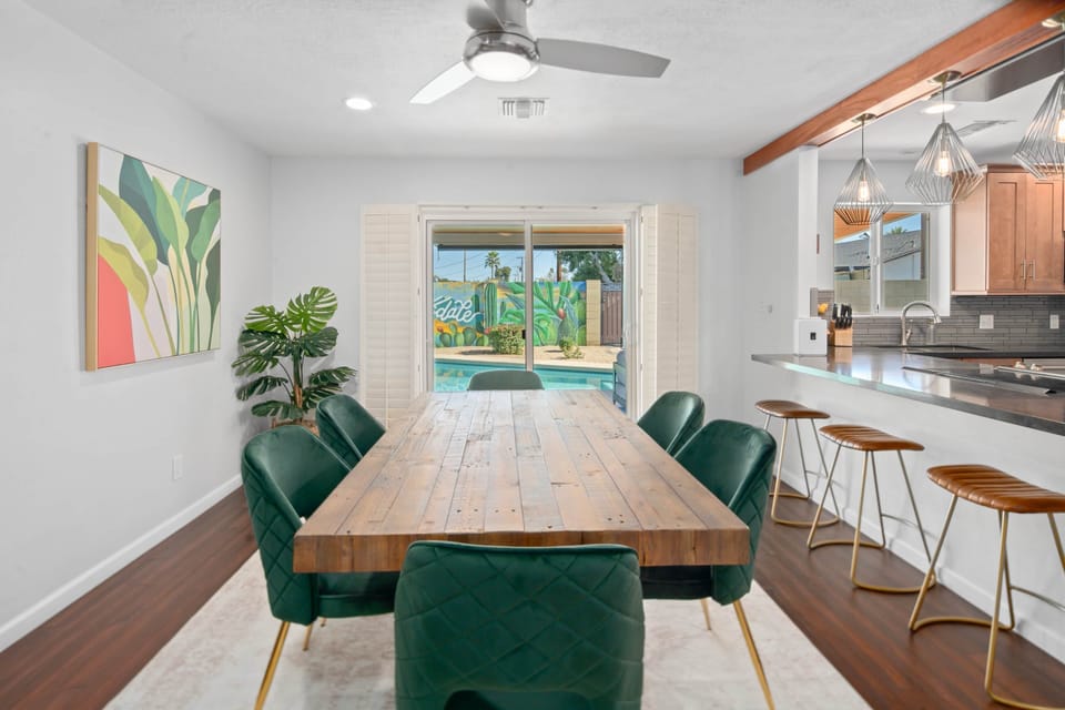 Dinning Room 2