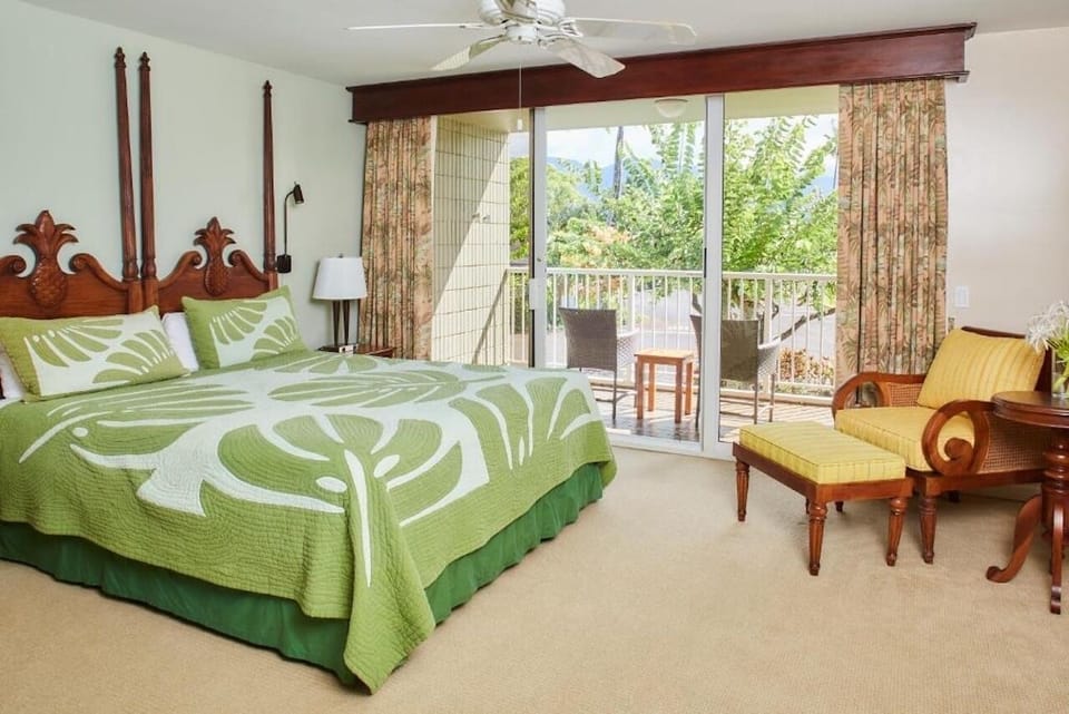 Step onto the balcony from bed and breathe tropical air.