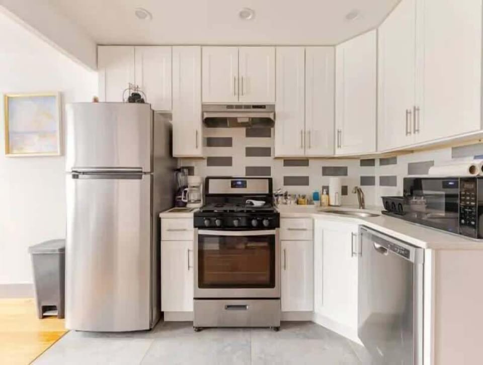 Fully equipped with all the tools and cookware you need to feel like a chef