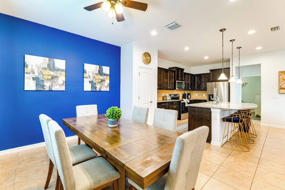 Dining Table | Dishware & Flatware | 1st Floor