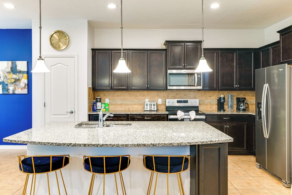 Kitchen | Dishwasher | Spices | 1st Floor