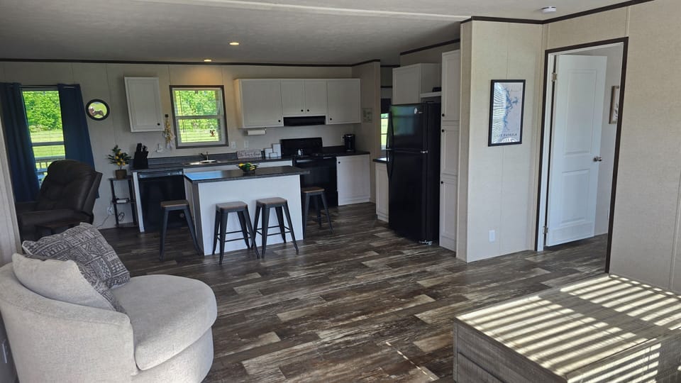 Sitting area with view of kitchen