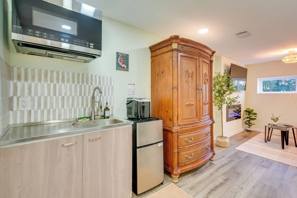 Kitchenette