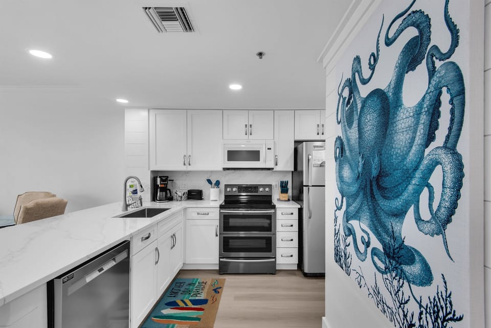 Fully equipped kitchen