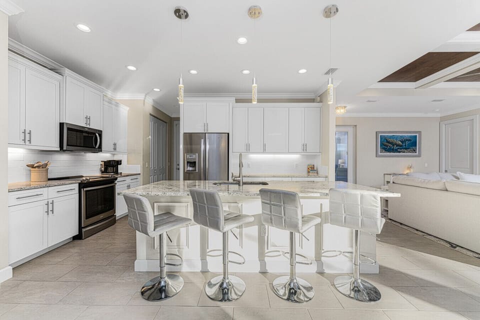 Breakfast bar seating for casual dining