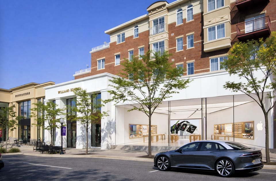 Clarendon Marketplace Commons: Pottery Barn, William-Sonoma, Apple Store